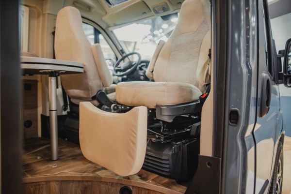 Leg rest Fiat Captain's chair